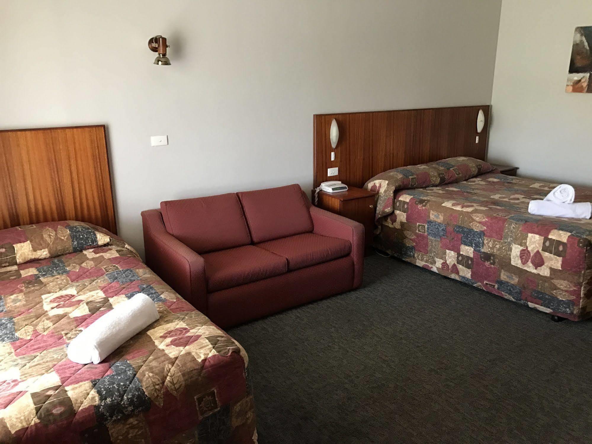 Leeton Heritage Motor Inn Esterno foto